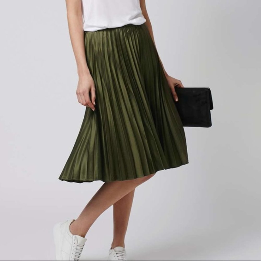 Topshop Green Satin Pleated Midi Skirt